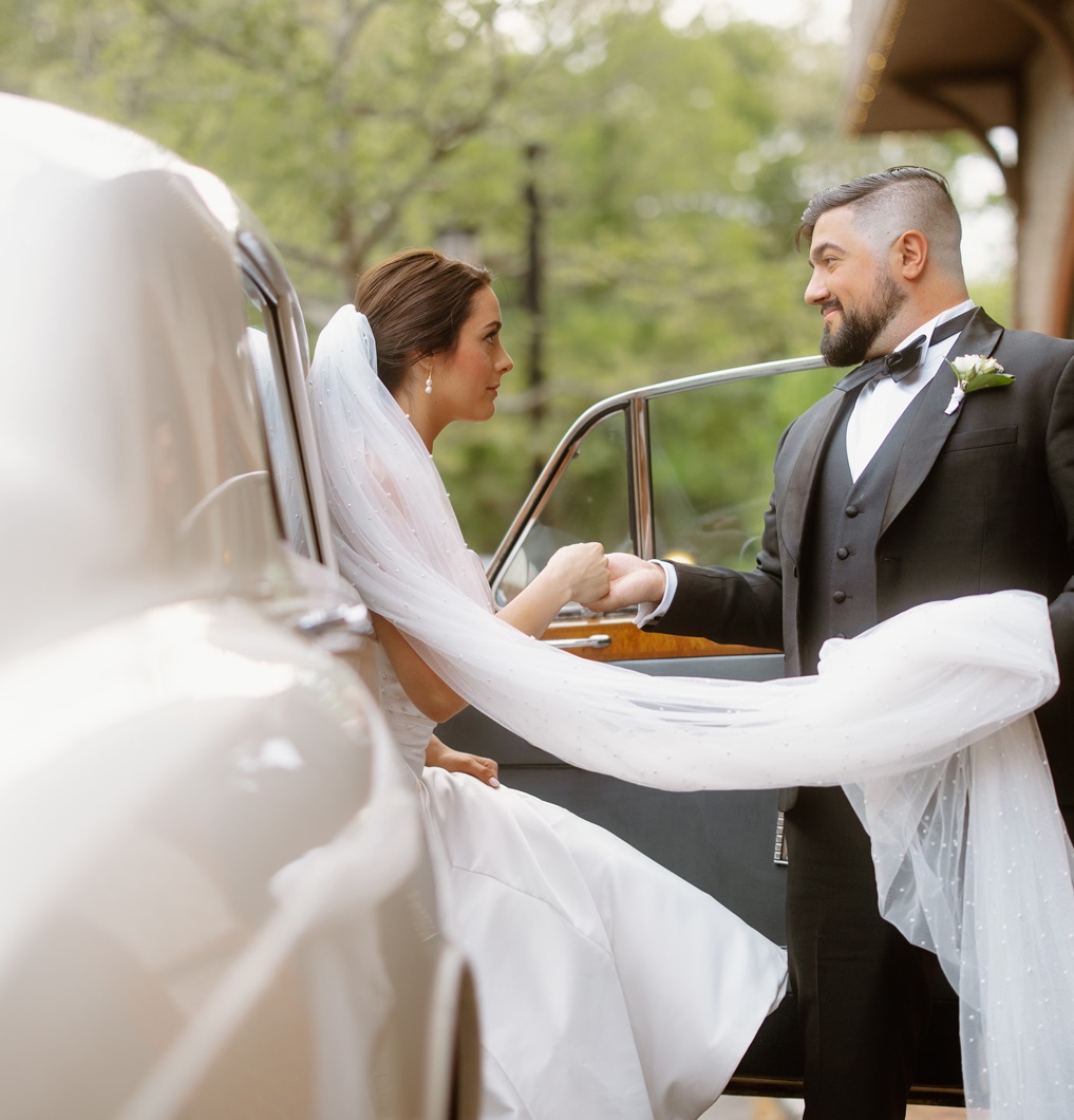 batam rent car wedding car2